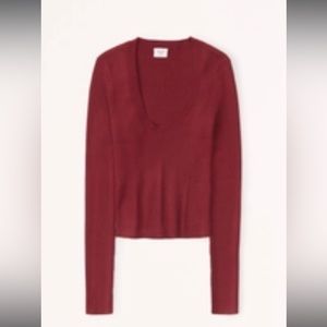 Long sleeve slim scoop neck burgundy sweater
